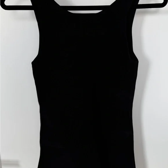 Toteme Compact Knit Tank Top - Picture 4 of 4